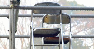 Landscape Pipe Pipe Chair  - SichiRi / Pixabay