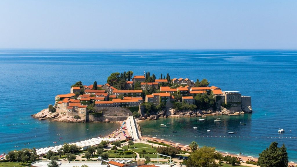 Montenegro Sveti Stefan Island  - osoian-marcel / Pixabay