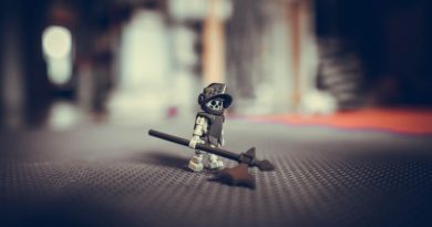 Toy Lego Toys Play Funny  - MikeWildadventure / Pixabay