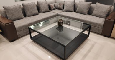 Table Decor Home Furniture  - UmerSaud / Pixabay