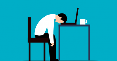 Employee Desk Stress Exhausted  - mohamed_hassan / Pixabay
