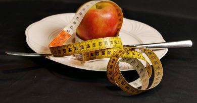 Tape Measure Apple Fruit Food  - Letiha / Pixabay