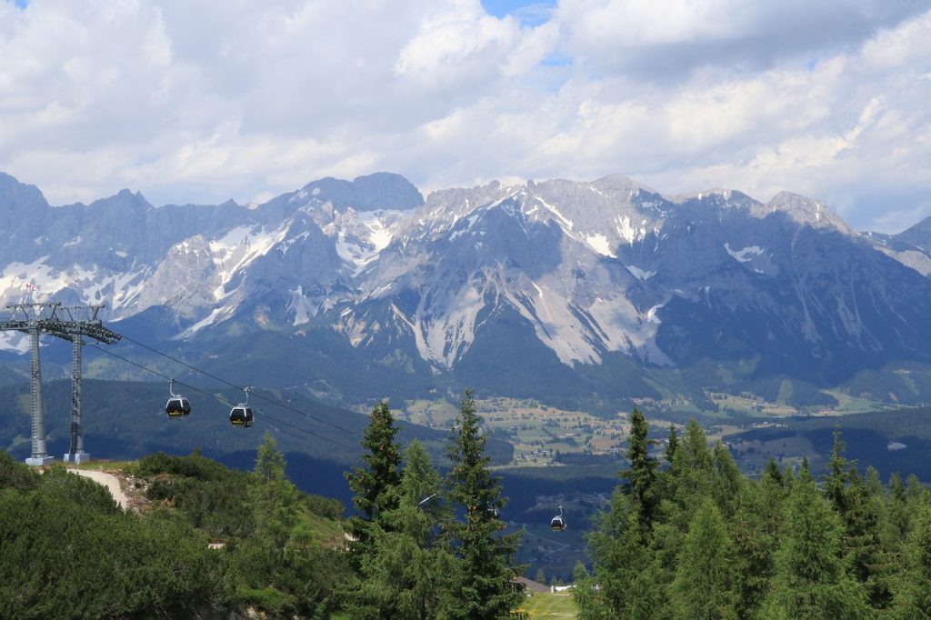 Mountains Mountain Landscape Nature  - MarjonBesteman / Pixabay
