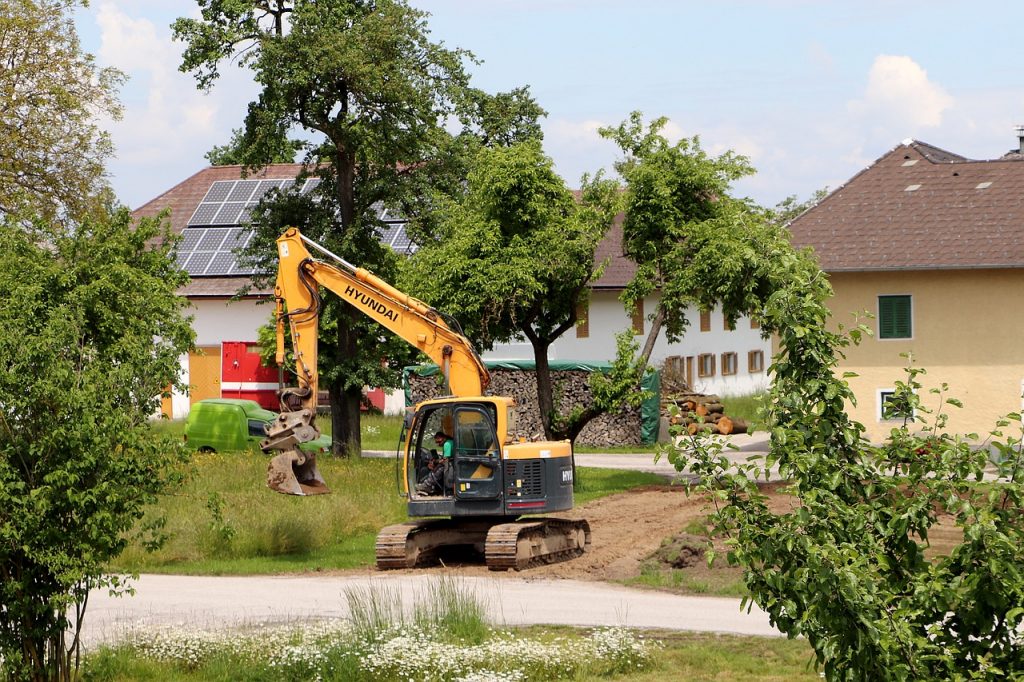 Excavator Construction Machine  - WFranz / Pixabay