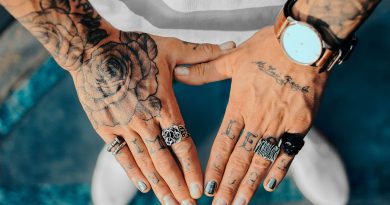 Hands Tattoo Rings Fingers Style  - kodeak01 / Pixabay
