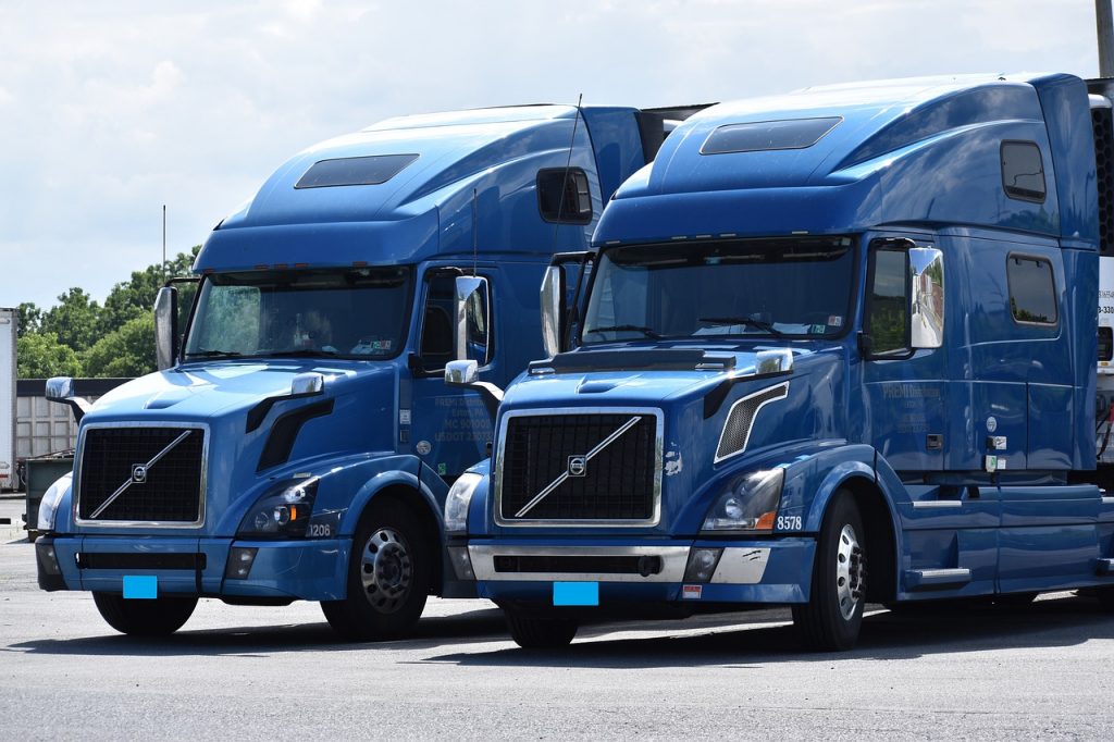 Trucks Marketing Export Advertising  - marin_mnm / Pixabay