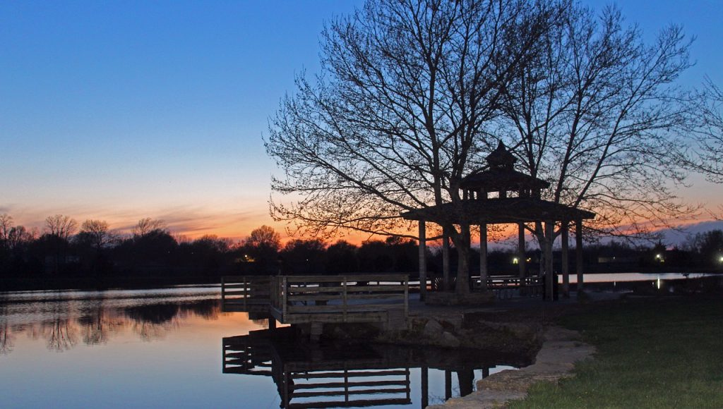 Lake Sunset Landscape Outdoors  - jotoya / Pixabay