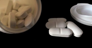 Pills Tablets Medicine Medical  - moritz320 / Pixabay